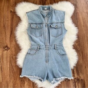 Gitano Denim Cotton Short Romper Jumpsuit Zipper Closure 80s 90s Vintage Frayed